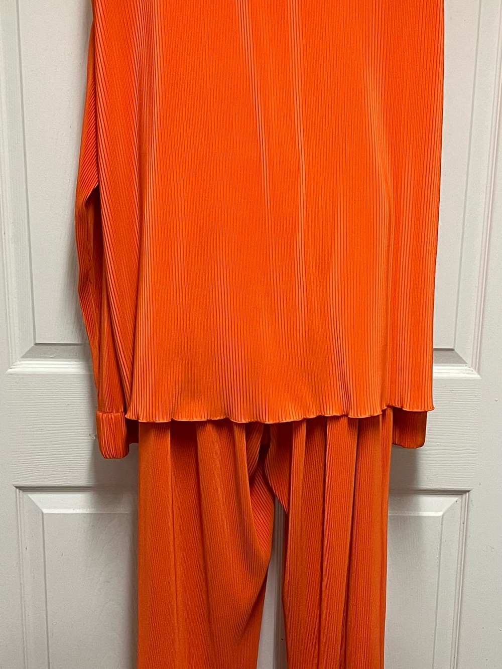 Fashion Nova Orange Two Piece Plisse Pants Set - Picture 12 of 12